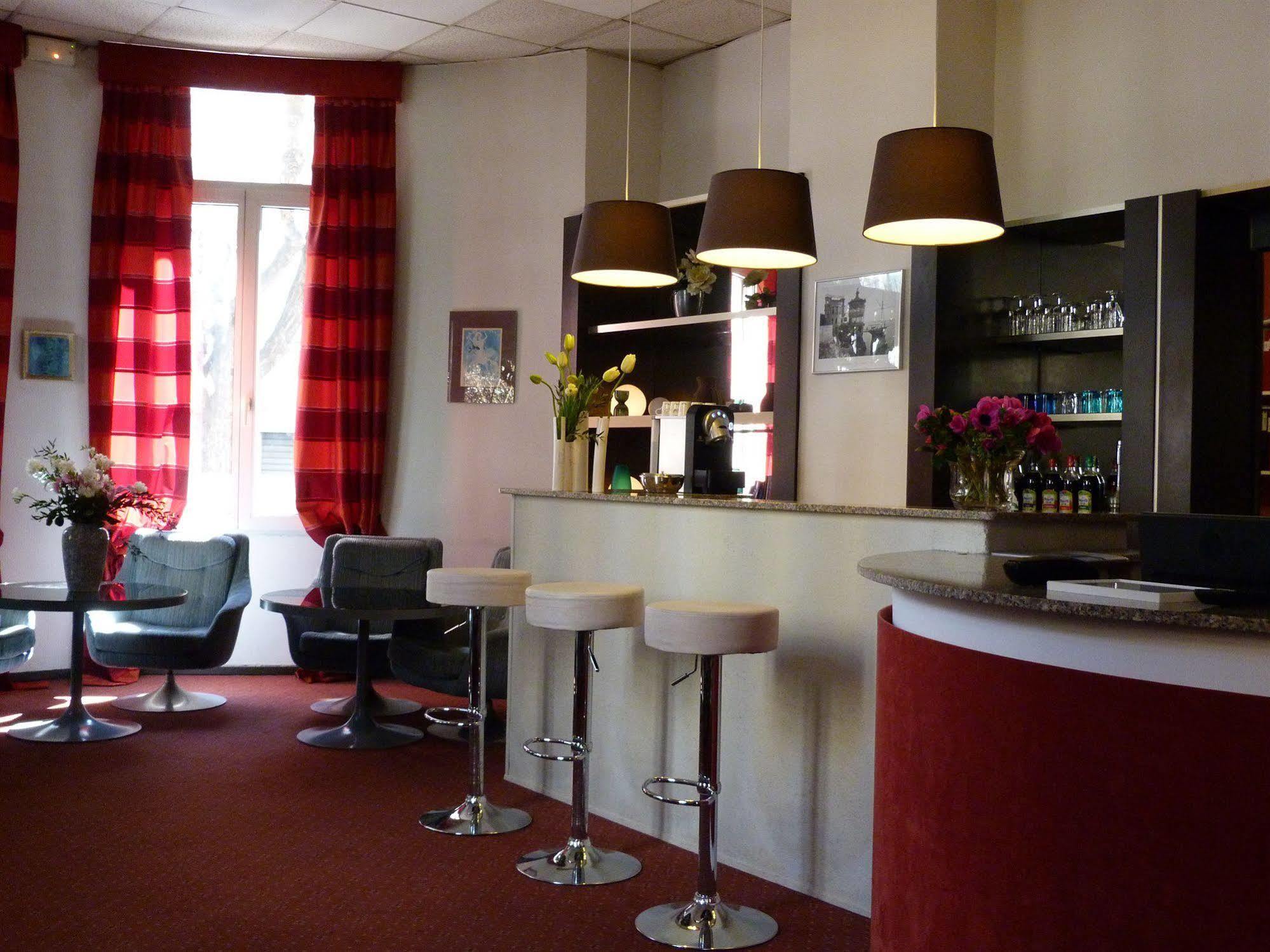 Hotel Annexe Nicea Zewnętrze zdjęcie